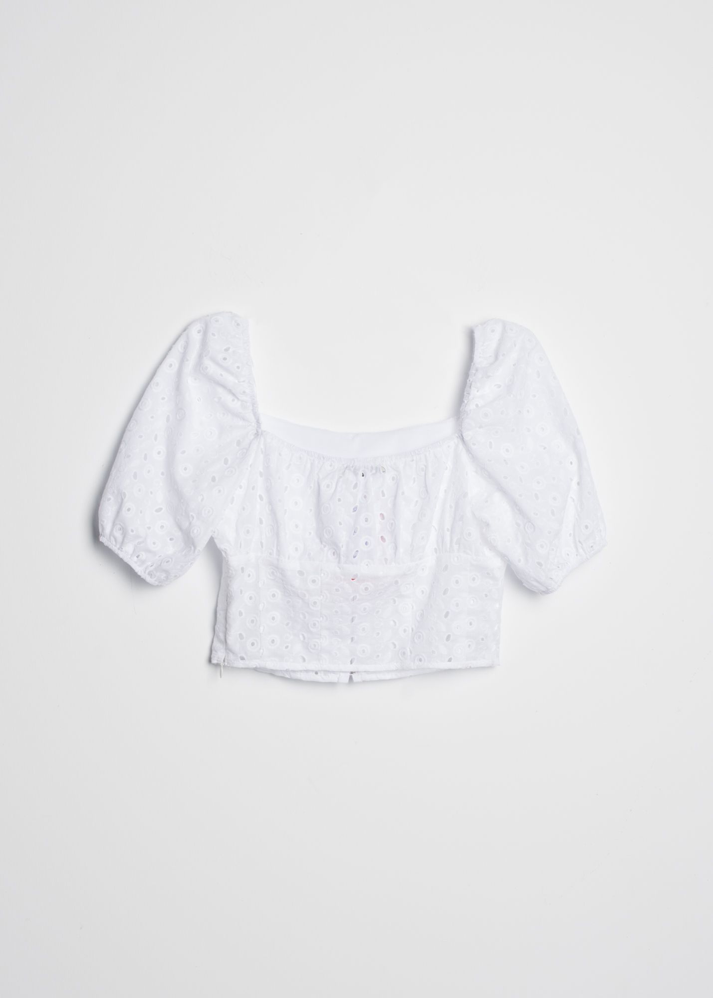 71328 – BLUSA BORDADOS PERFORADOS - Imagen 6