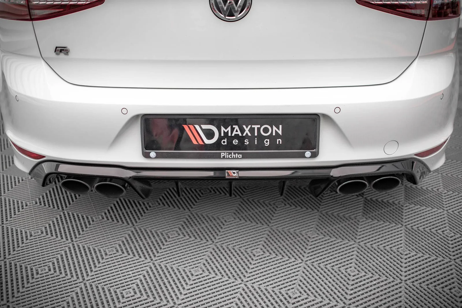 GUARDABARROS TRASERO MAXTON VOLKSWAGEN GOLF R MK7 MAXTON DESIGN - Imagen 3